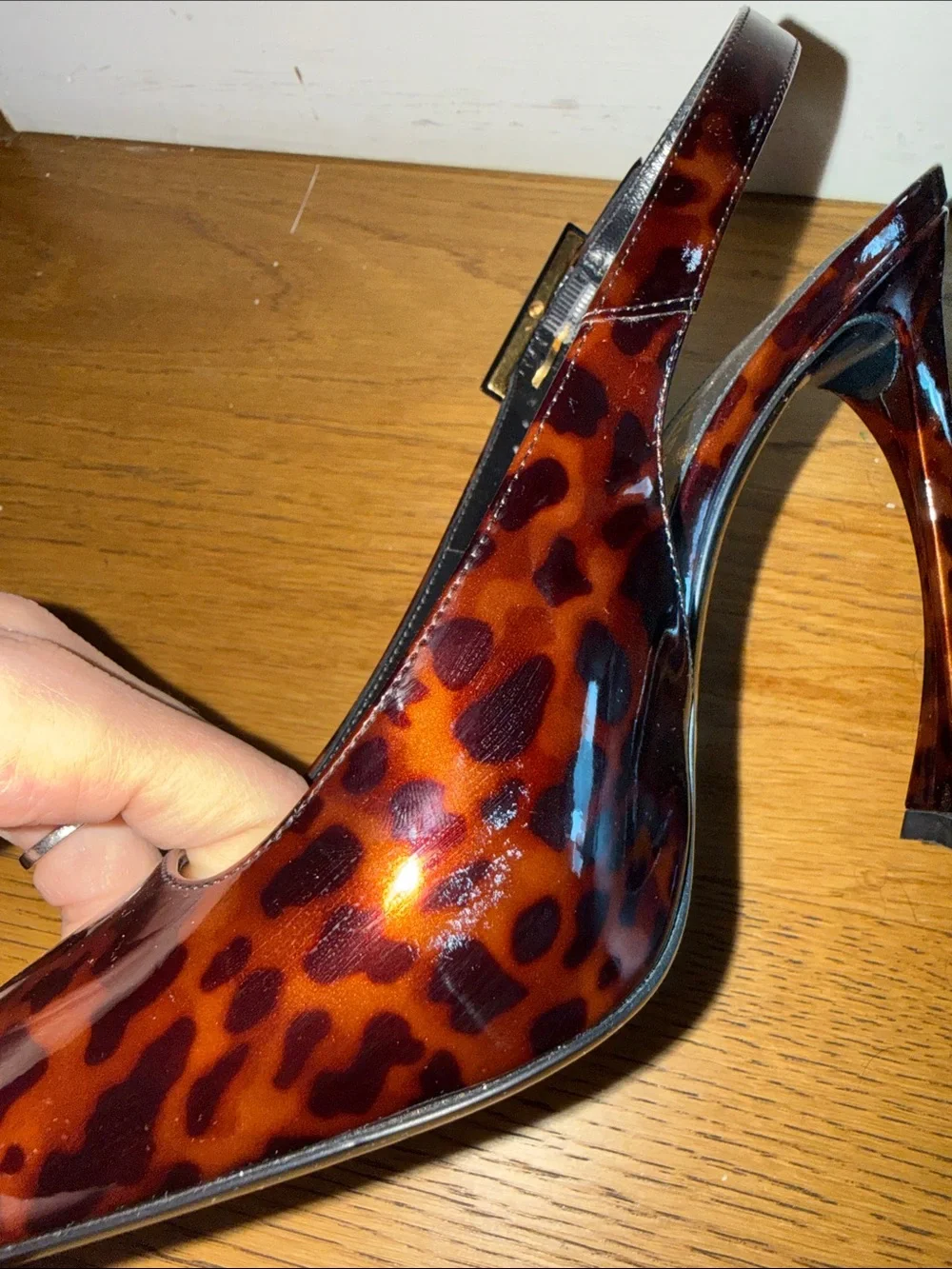 Saint Laurent Tortoiseshell Pointed Slingback Heels - Picture 3 of 10